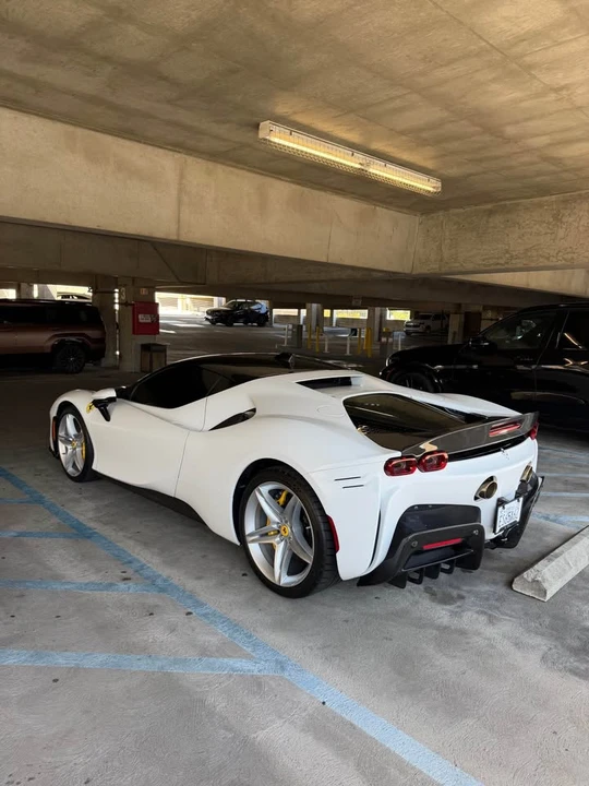 2022 Ferrari SF90 Stradale - Image 2 of 8