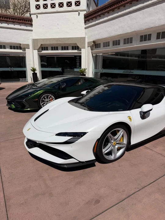 2022 Ferrari SF90 Stradale - Image 4 of 8