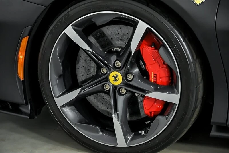 2022 Ferrari SF90 Stradale - Image 18 of 31