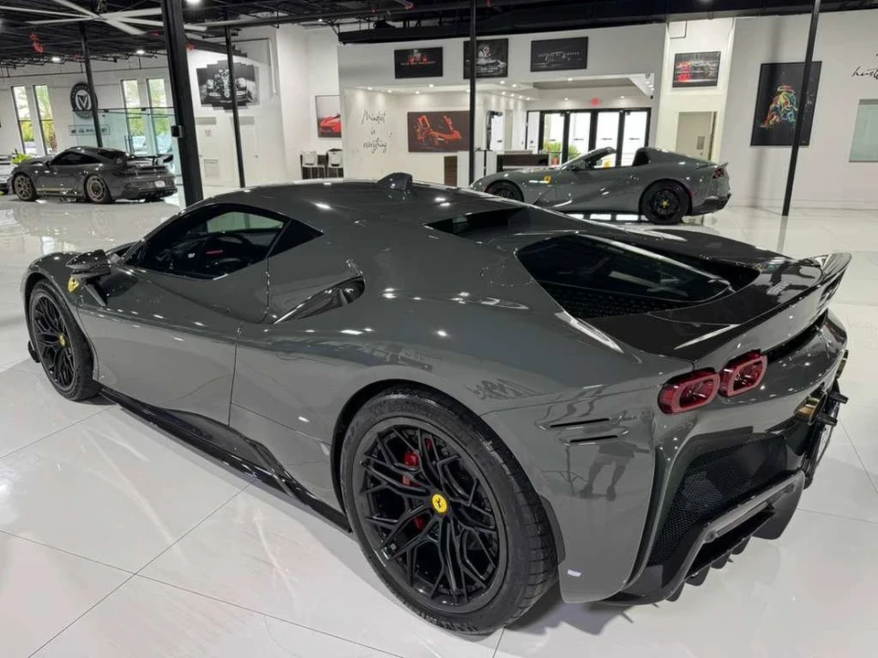 2022 Ferrari SF90 Stradale - Image 5 of 12