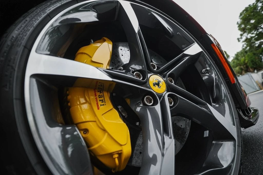 2022 Ferrari SF90 Stradale - Image 14 of 31