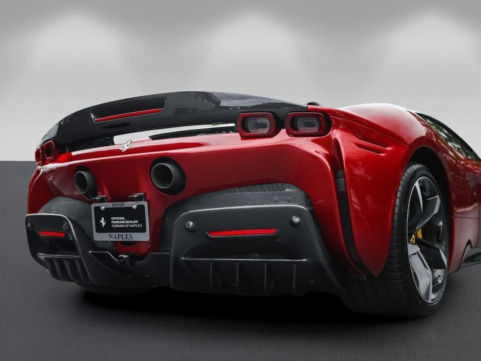 2022 Ferrari SF90 Stradale - Image 17 of 31