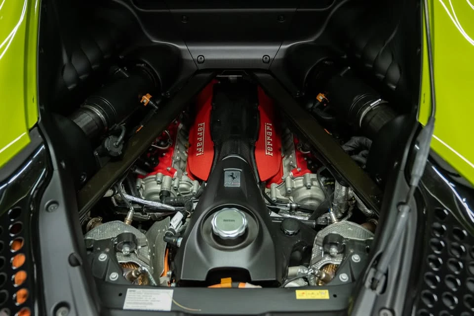 2022 Ferrari SF90 Stradale - Image 7 of 15