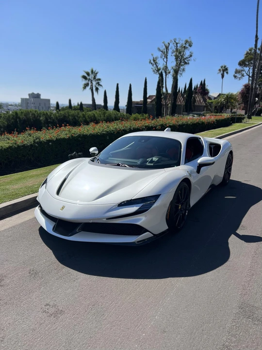 2022 Ferrari SF90 Stradale - Image 4 of 31