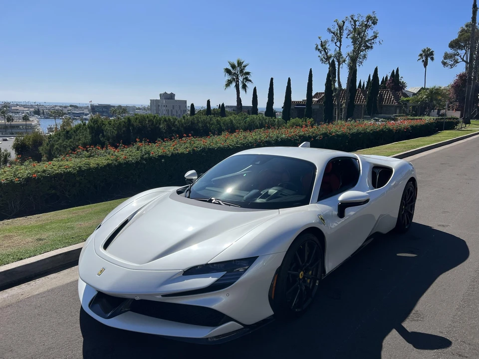 2022 Ferrari SF90 Stradale - Image 5 of 31