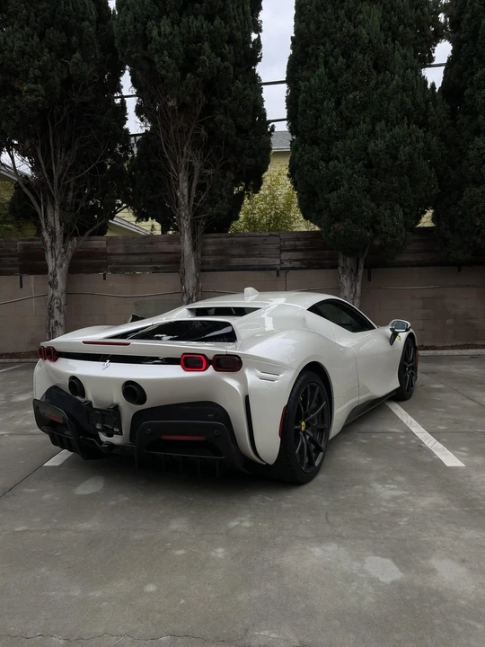 2022 Ferrari SF90 Stradale - Image 19 of 31