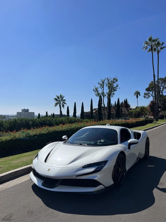 2022 Ferrari SF90 Stradale - Image 2 of 31