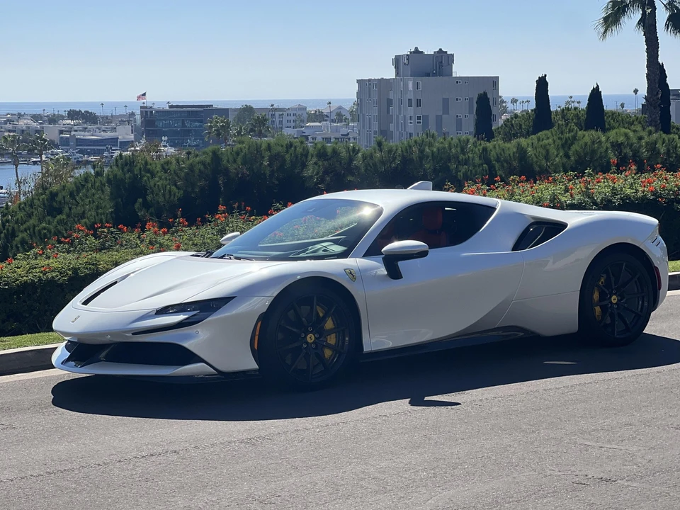 2022 Ferrari SF90 Stradale - Image 7 of 31