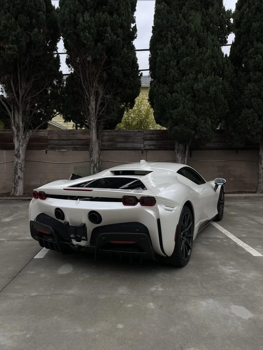 2022 Ferrari SF90 Stradale - Image 18 of 31
