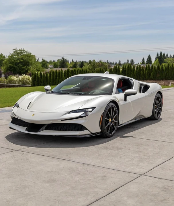 2022 Ferrari SF90 Stradale - Image 22 of 31