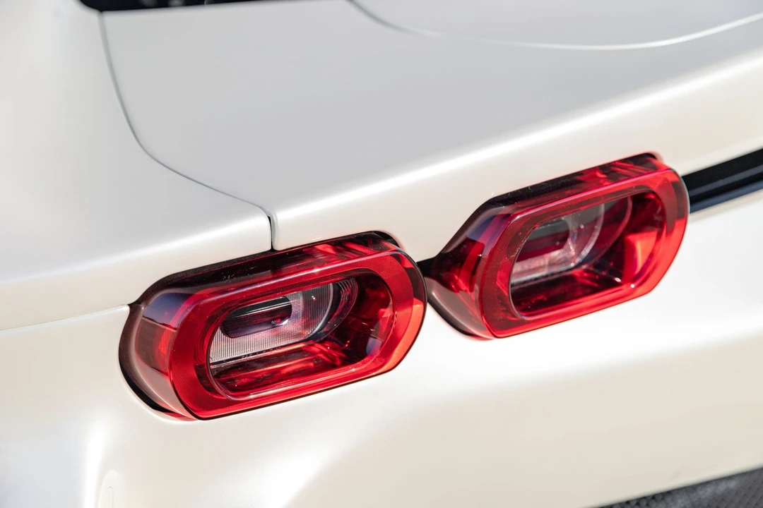 2022 Ferrari SF90 Stradale - Image 27 of 31