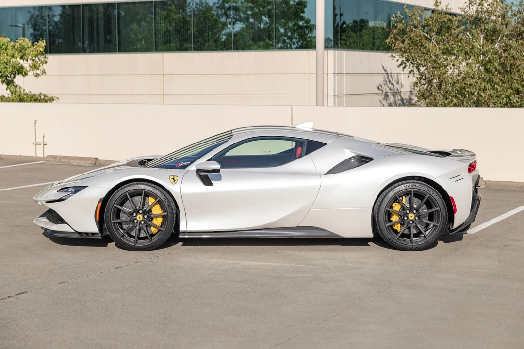 2022 Ferrari SF90 Stradale - Image 4 of 31