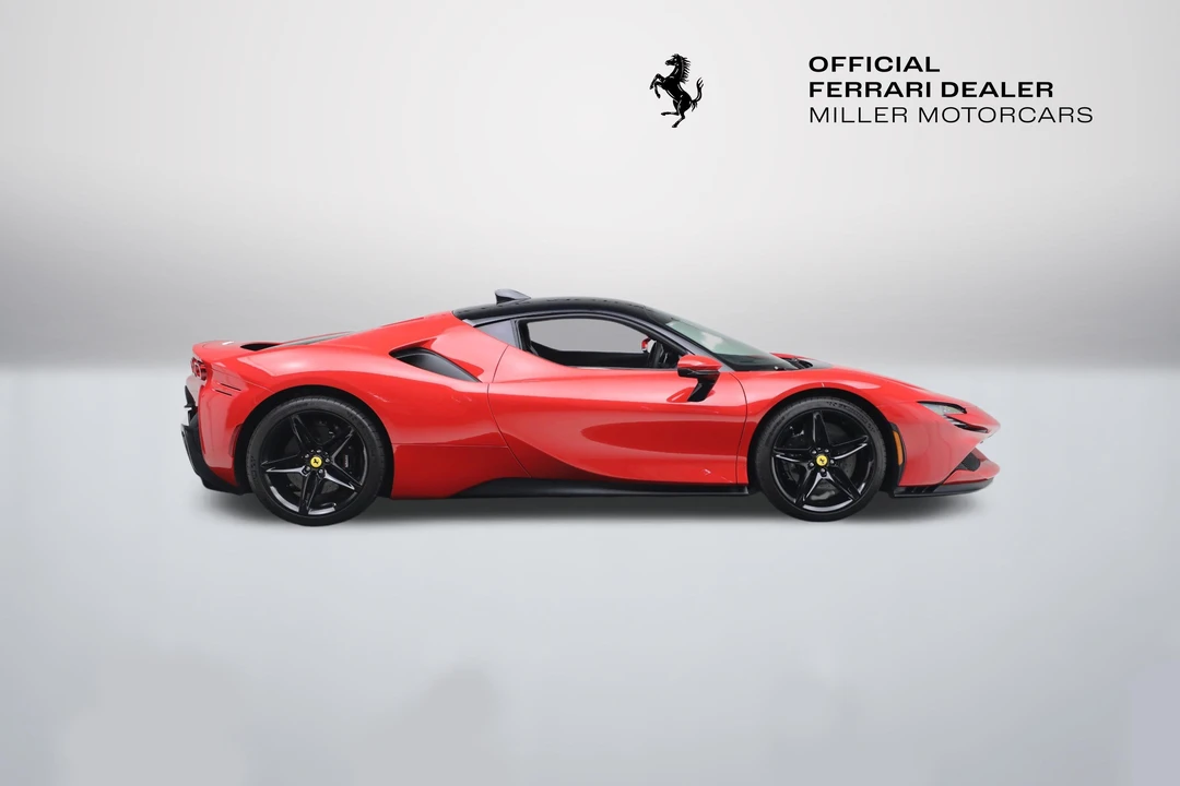 2022 Ferrari SF90 Stradale - Image 9 of 31