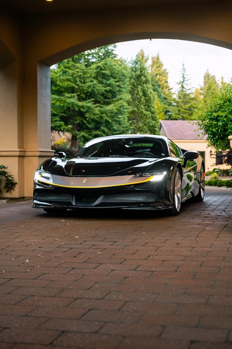 2022 Ferrari SF90 Stradale - Image 23 of 31