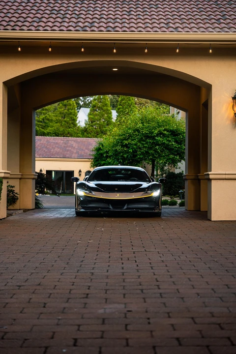 2022 Ferrari SF90 Stradale - Image 22 of 31