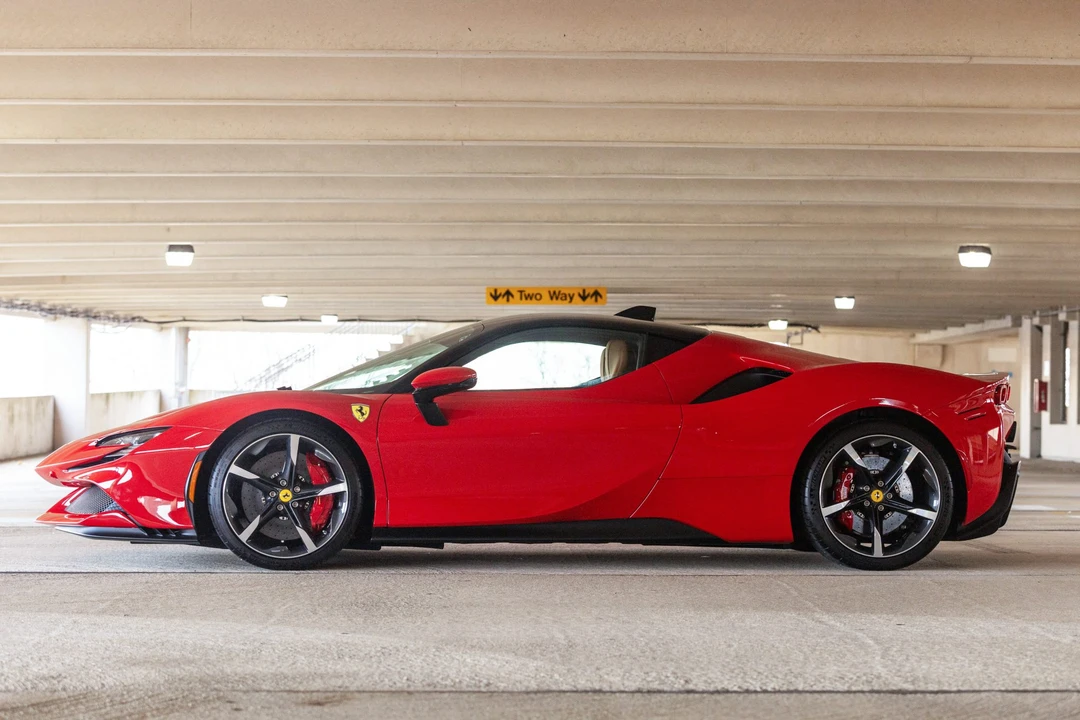 2022 Ferrari SF90 Stradale - Image 9 of 31