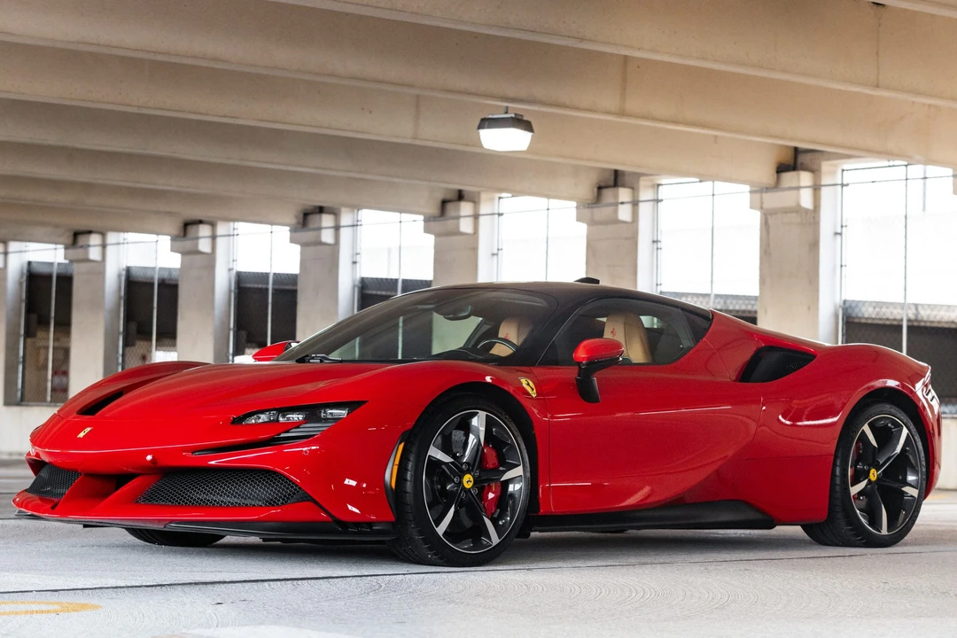2022 Ferrari SF90 Stradale - Image 2 of 31