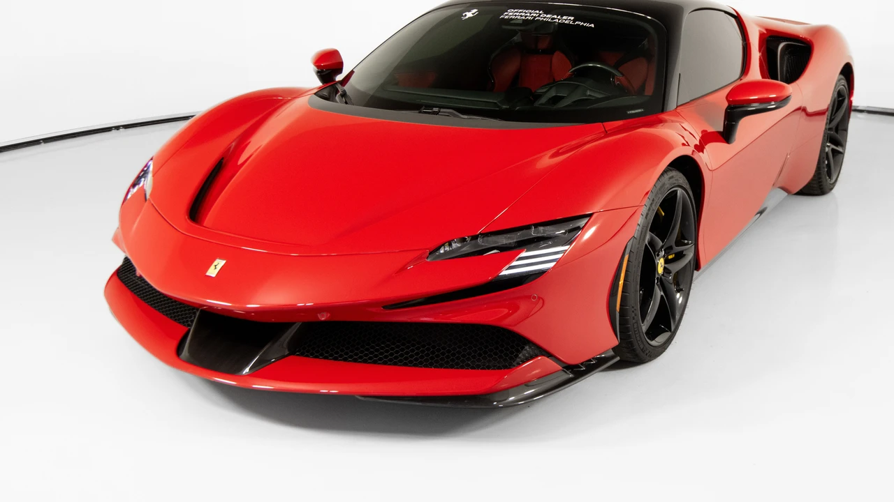 2022 Ferrari SF90 Stradale - Image 29 of 31