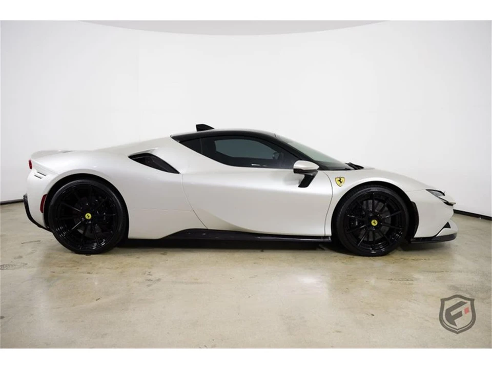 2022 Ferrari SF90 Stradale - Image 10 of 31