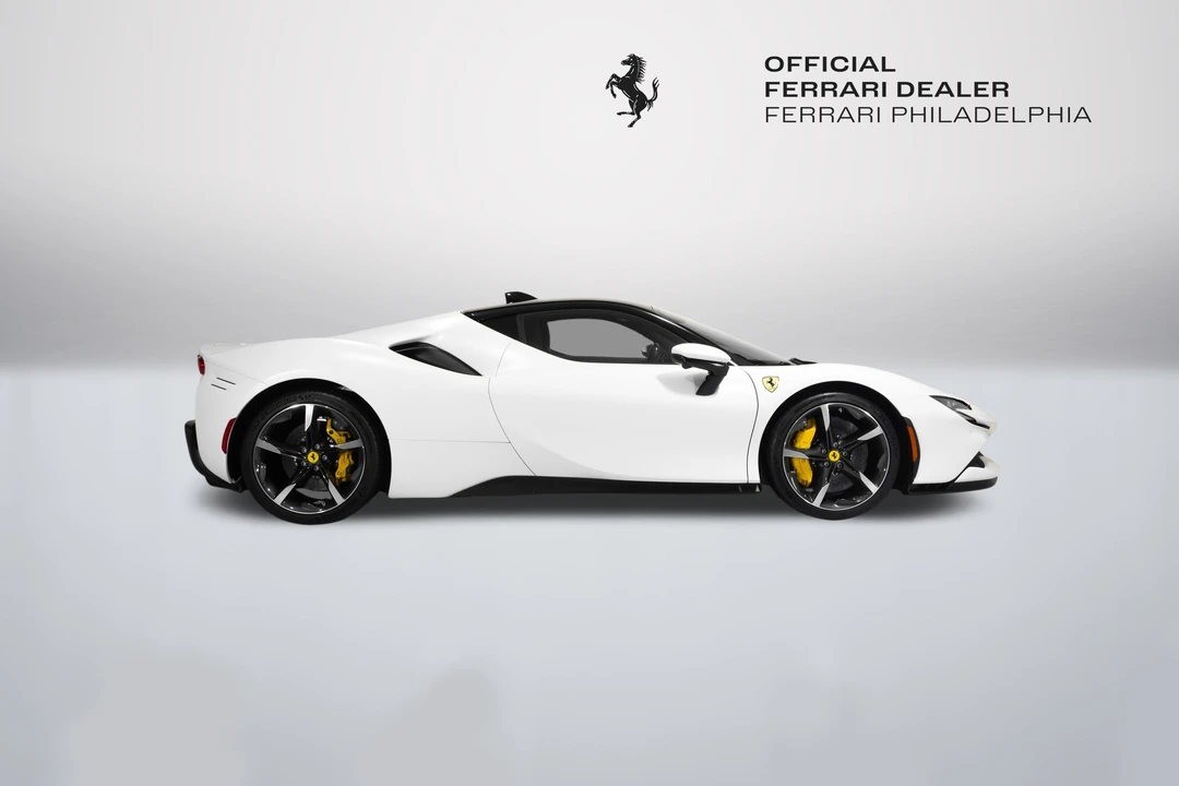 2022 Ferrari SF90 Stradale - Image 8 of 31