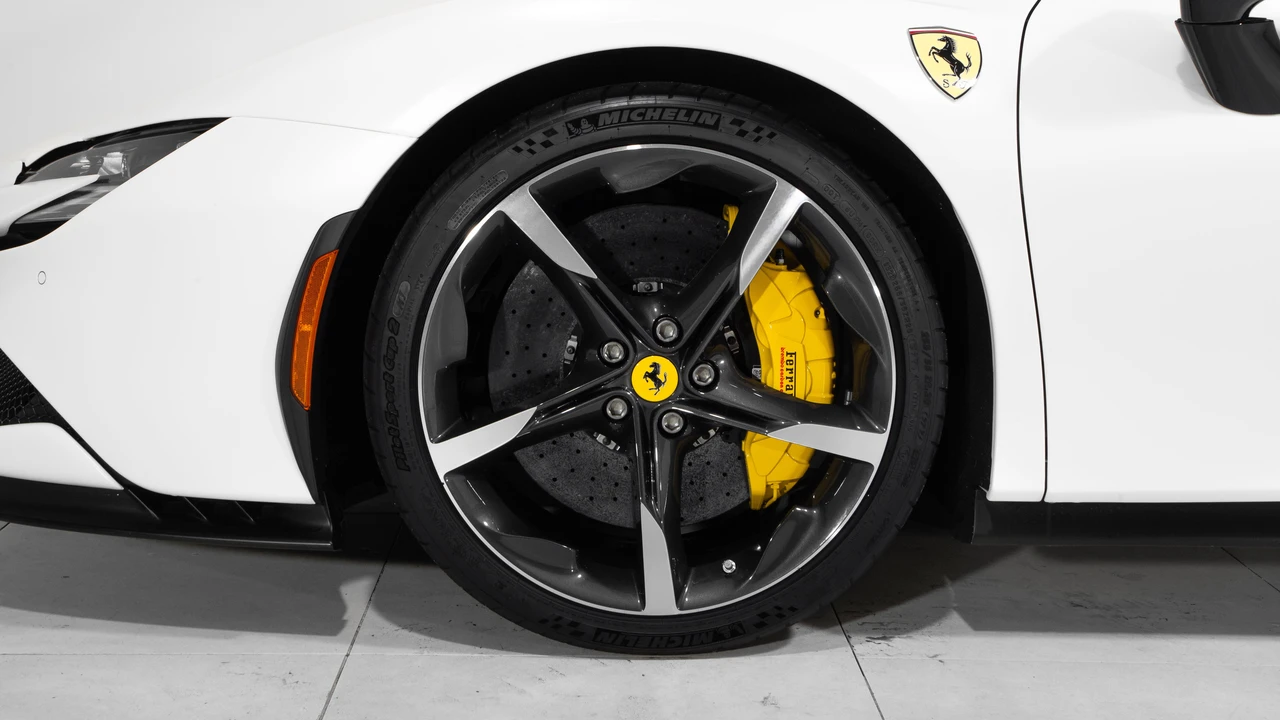 2022 Ferrari SF90 Stradale - Image 29 of 31