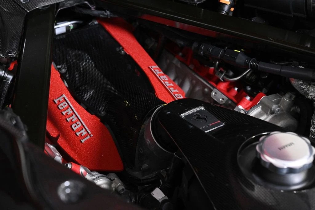 2022 Ferrari SF90 Stradale - Image 19 of 31