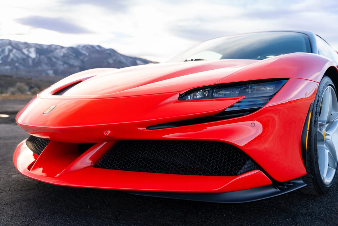 2022 Ferrari SF90 Stradale - Image 27 of 31