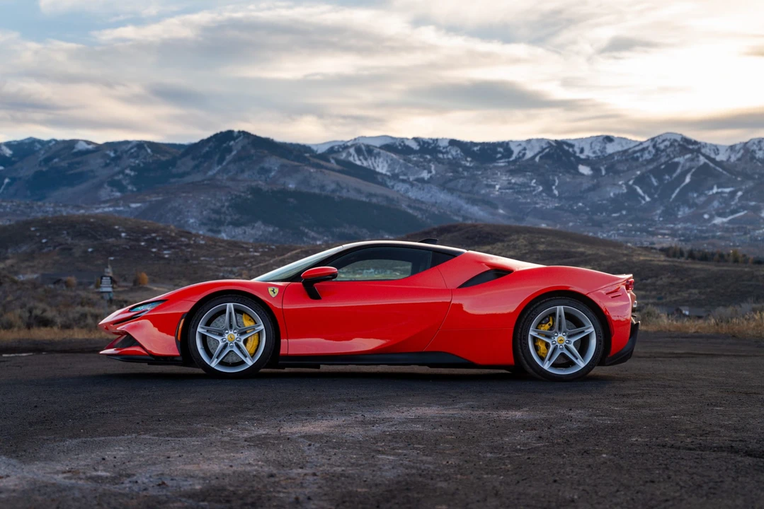 2022 Ferrari SF90 Stradale - Image 7 of 31
