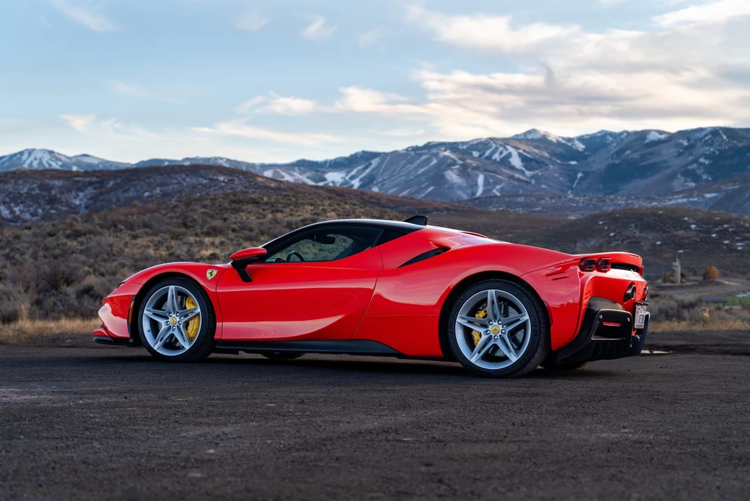 2022 Ferrari SF90 Stradale - Image 8 of 31