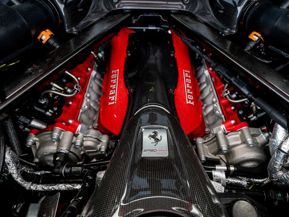 2022 Ferrari SF90 Stradale - Image 29 of 31