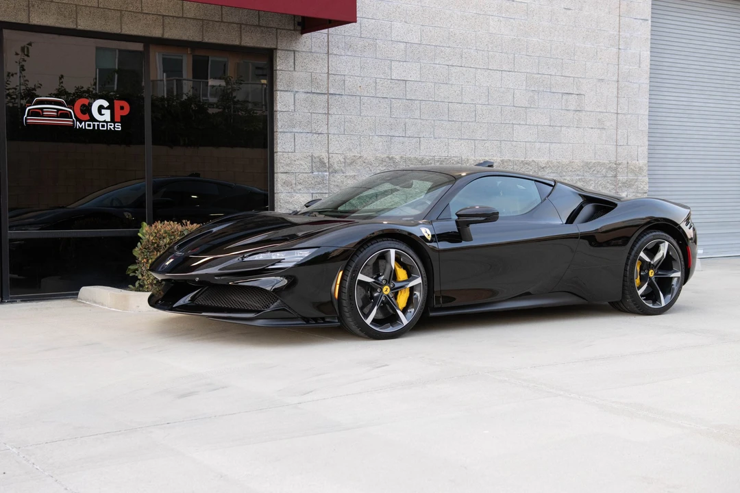 2022 Ferrari SF90 Stradale - Image 2 of 31