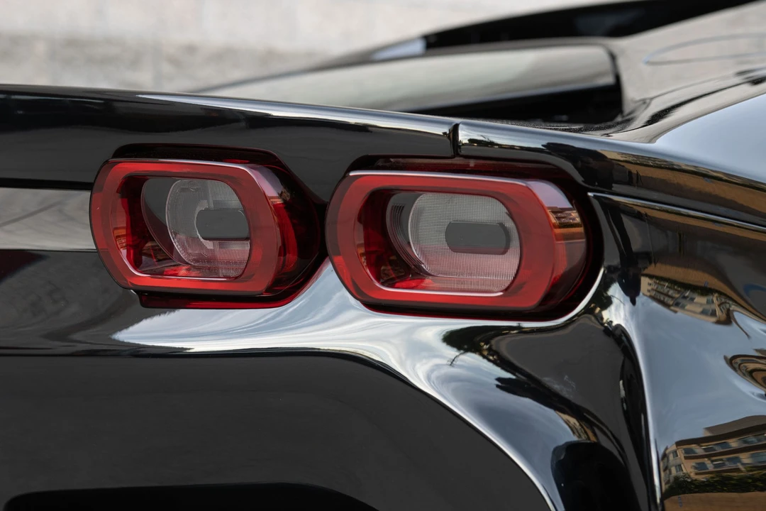 2022 Ferrari SF90 Stradale - Image 26 of 31