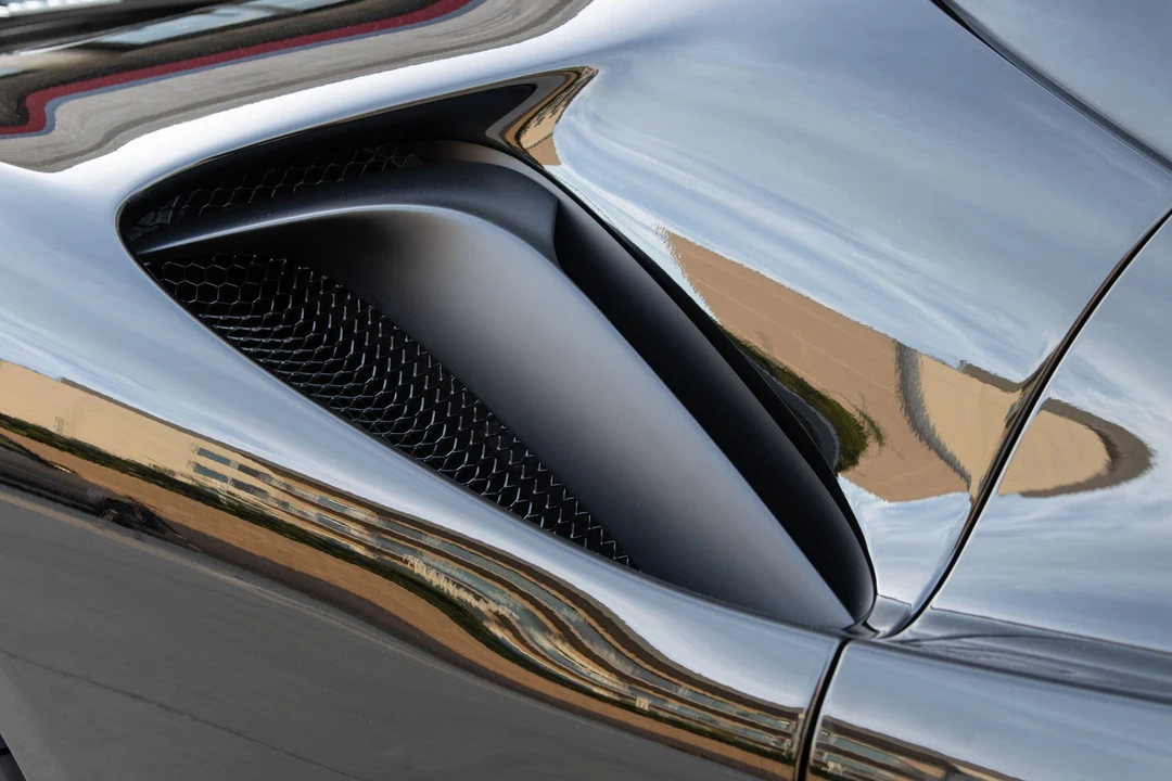 2022 Ferrari SF90 Stradale - Image 30 of 31