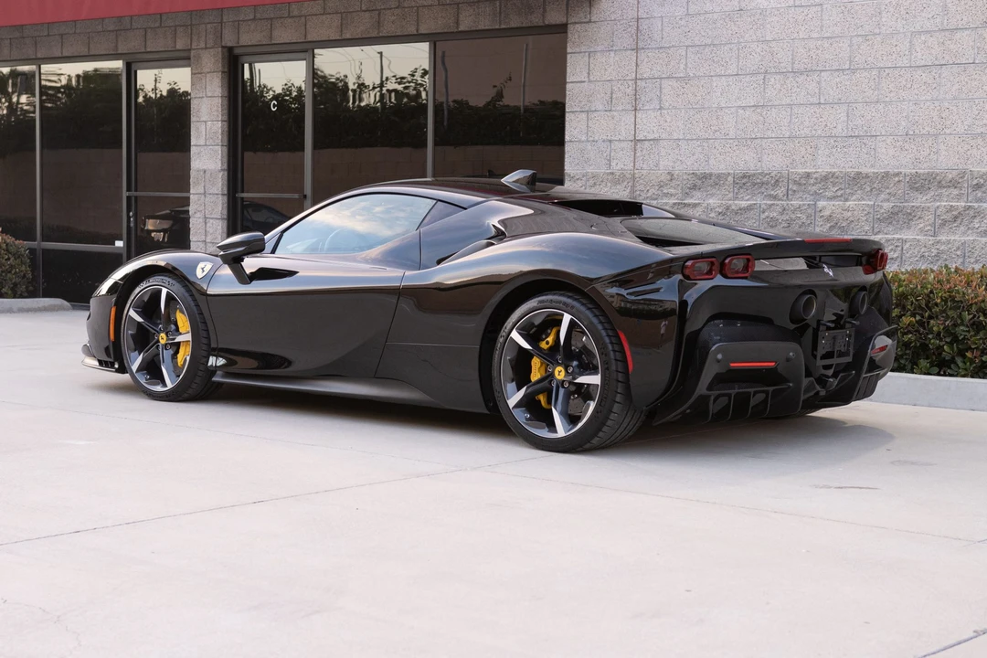 2022 Ferrari SF90 Stradale - Image 5 of 31
