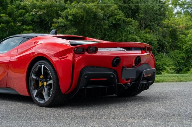2022 Ferrari SF90 Stradale - Image 21 of 31