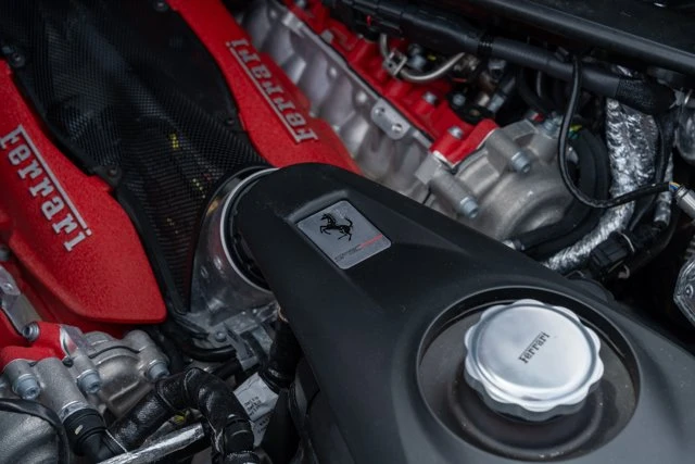 2022 Ferrari SF90 Stradale - Image 14 of 31