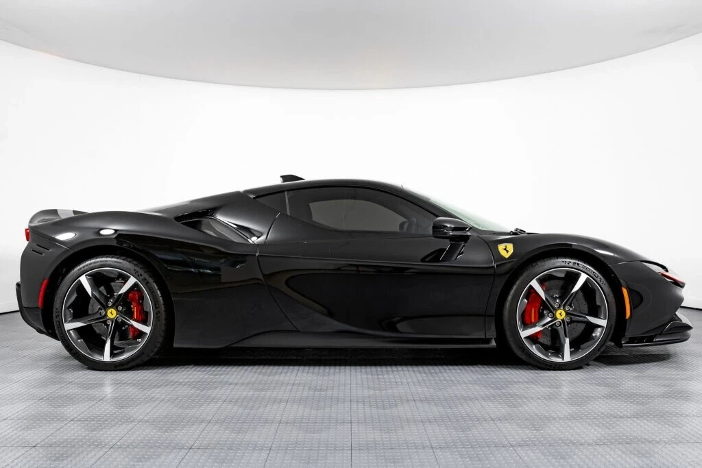 2022 Ferrari SF90 Stradale - Image 10 of 21