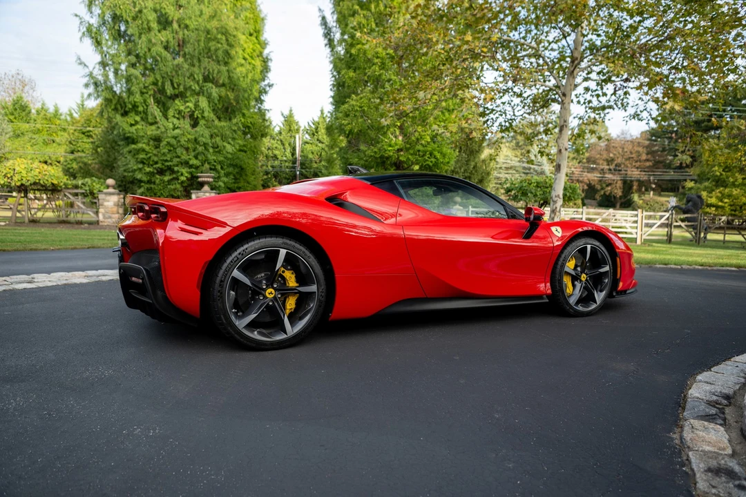 2022 Ferrari SF90 Stradale - Image 10 of 31