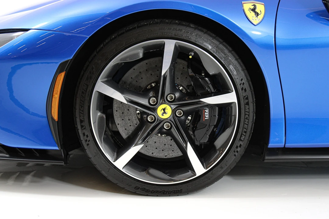 2022 Ferrari SF90 Stradale - Image 16 of 31