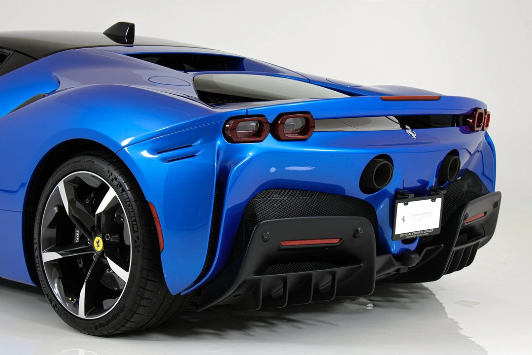 2022 Ferrari SF90 Stradale - Image 28 of 31