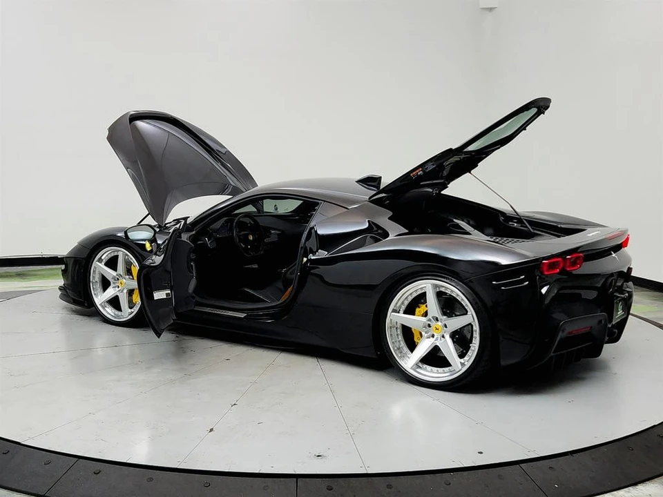 2022 Ferrari SF90 Stradale - Image 12 of 12
