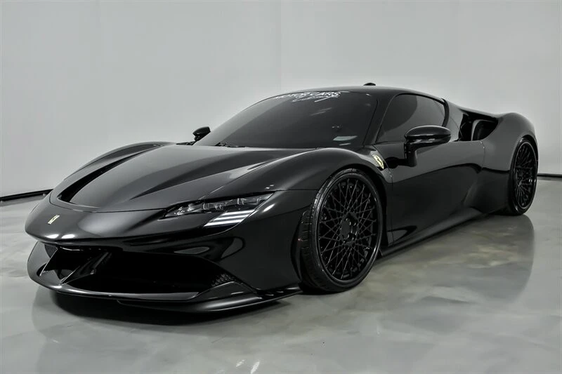 2022 Ferrari SF90 Stradale - Image 6 of 12