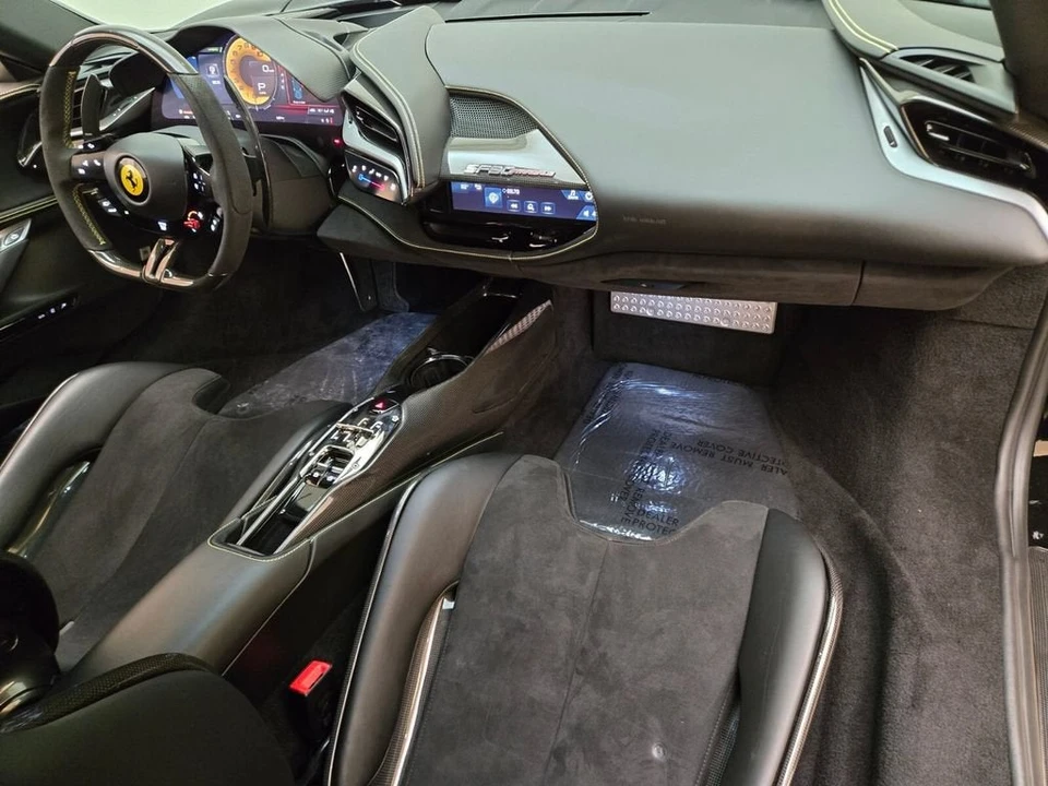 2022 Ferrari SF90 Stradale - Image 24 of 31