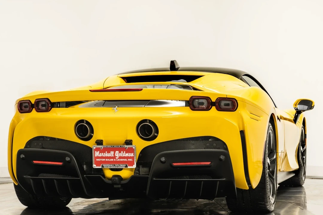 2022 Ferrari SF90 Stradale - Image 9 of 21
