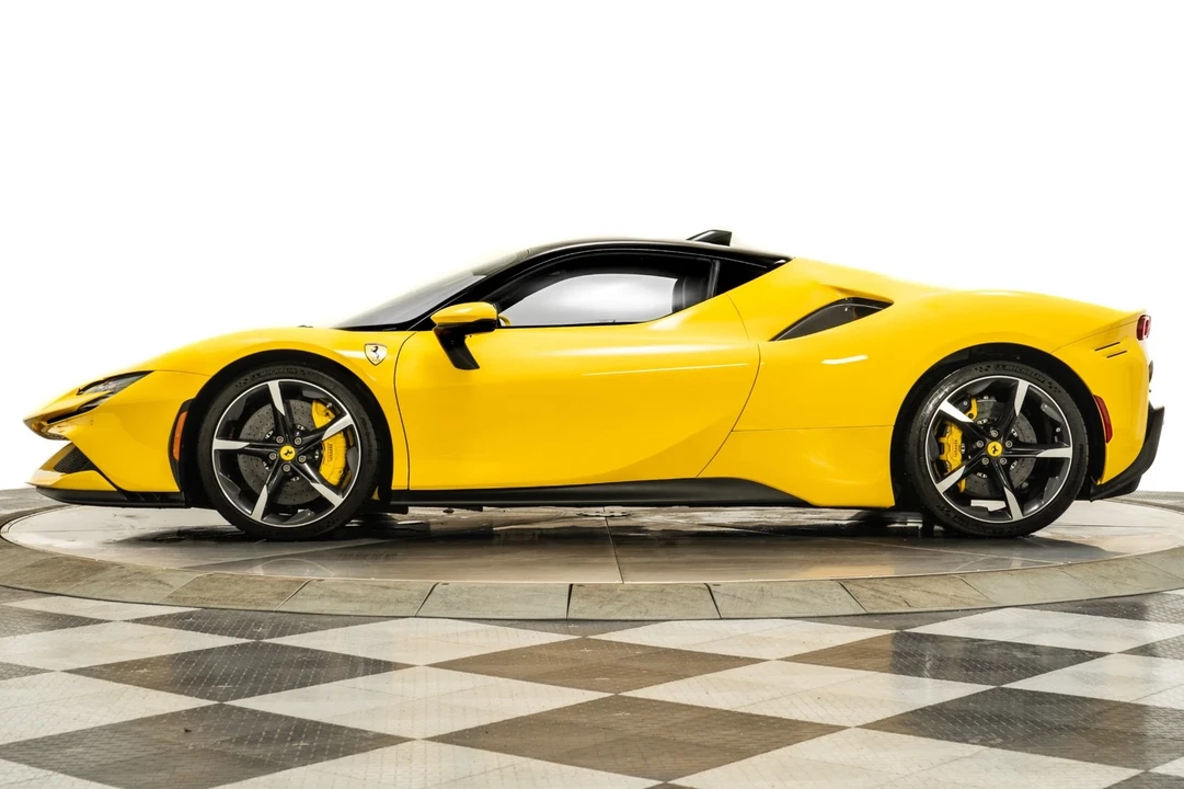 2022 Ferrari SF90 Stradale - Image 6 of 21