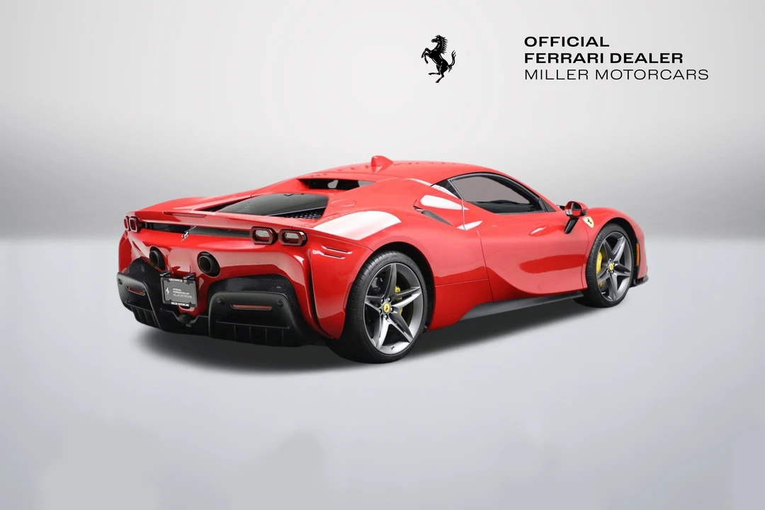 2022 Ferrari SF90 Stradale - Image 8 of 28