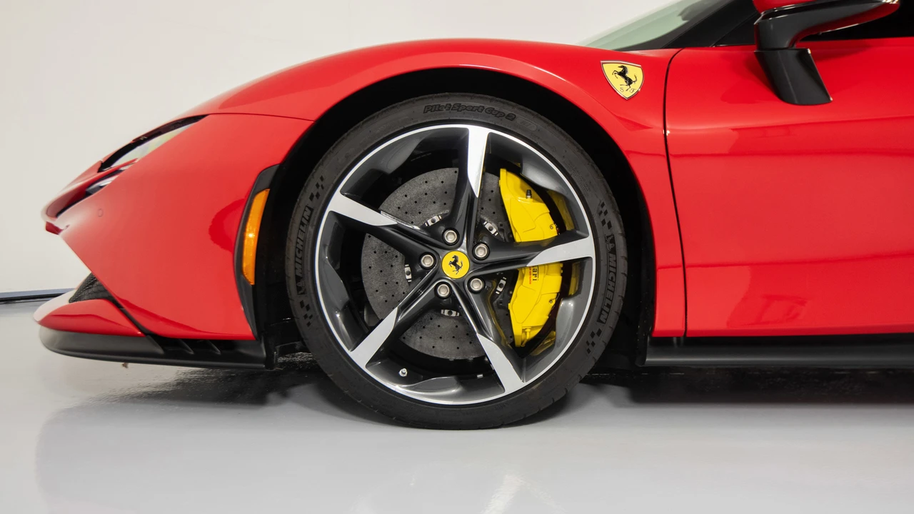 2022 Ferrari SF90 Stradale - Image 9 of 31