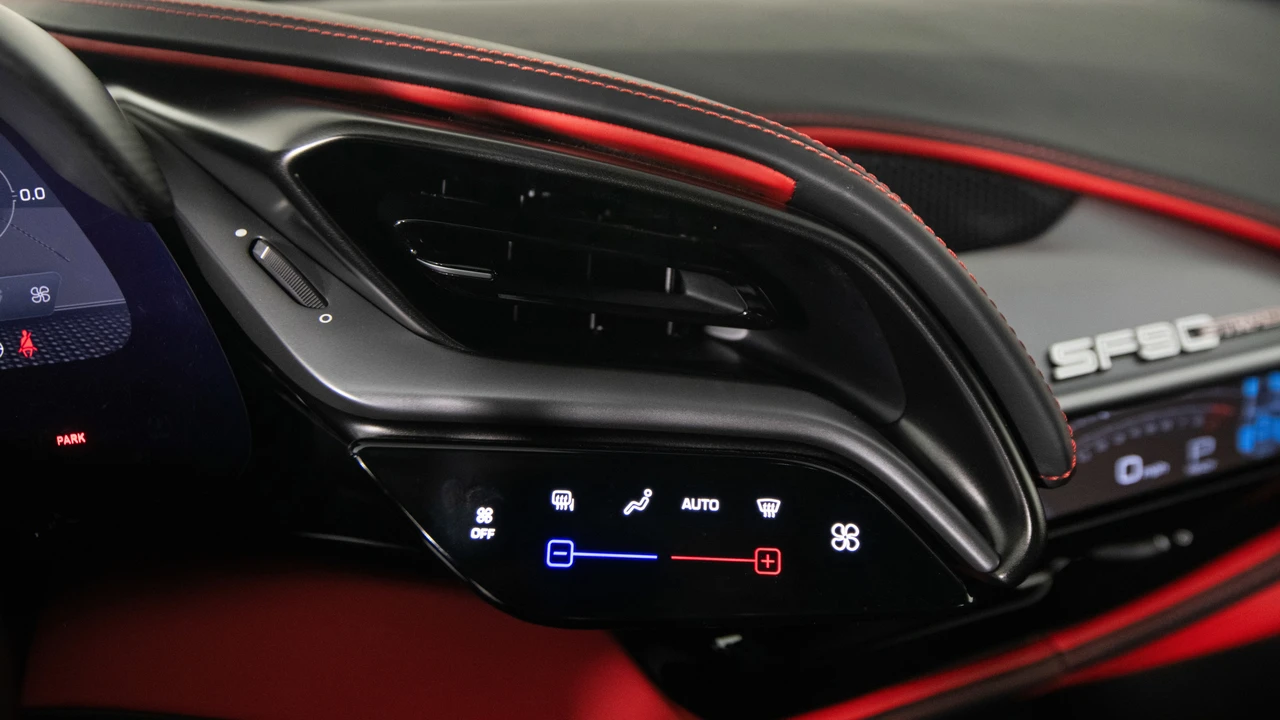 2022 Ferrari SF90 Stradale - Image 25 of 31