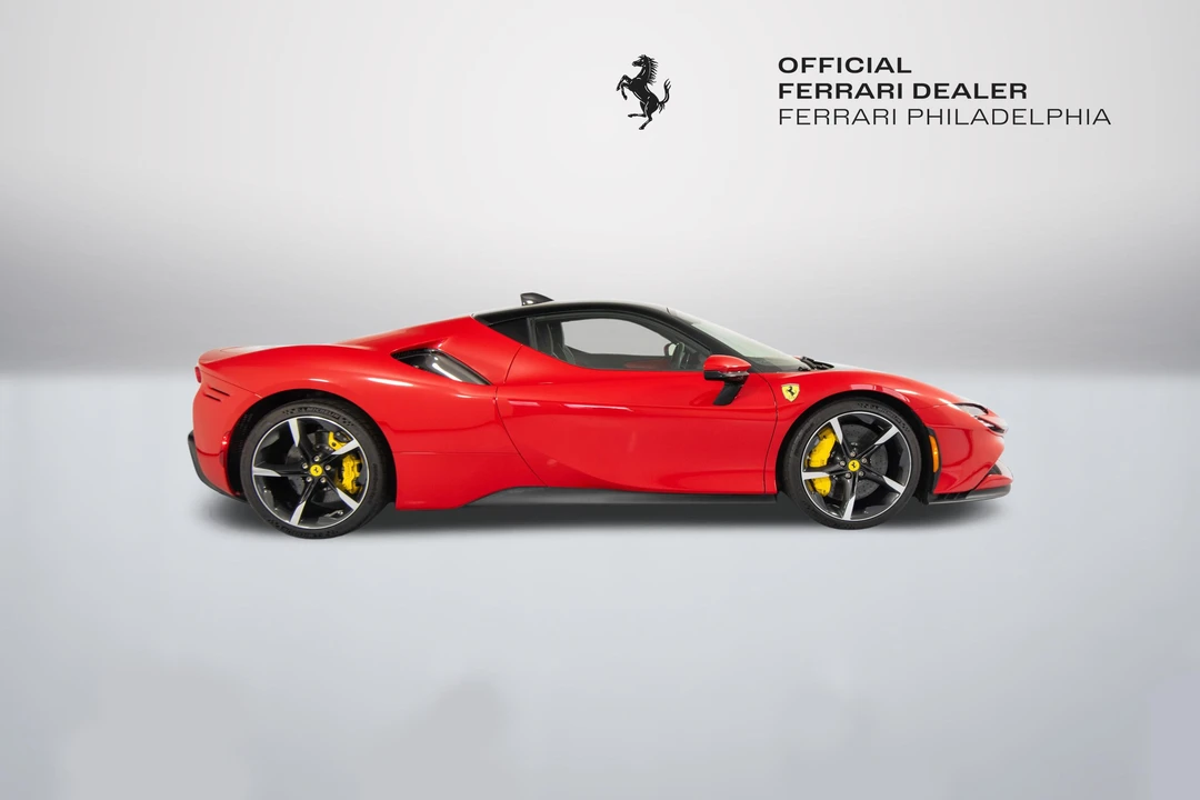2022 Ferrari SF90 Stradale - Image 8 of 31