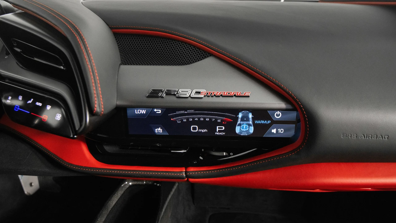 2022 Ferrari SF90 Stradale - Image 27 of 31